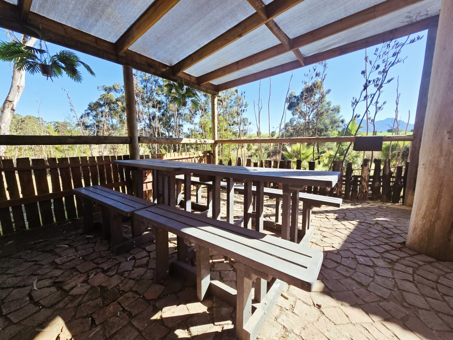 18 Bedroom Property for Sale in Geelhoutboom AH Western Cape